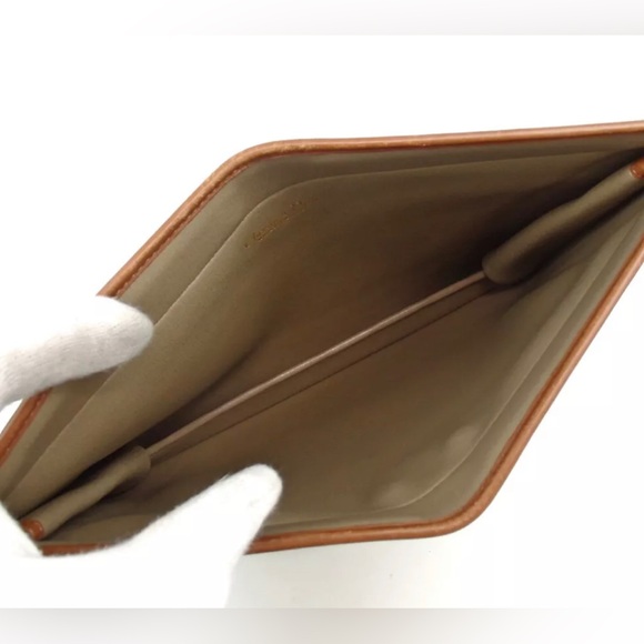 DIOR Vintage Honeycomb Pattern Clutch ❤️😍 - Picture 8 of 12